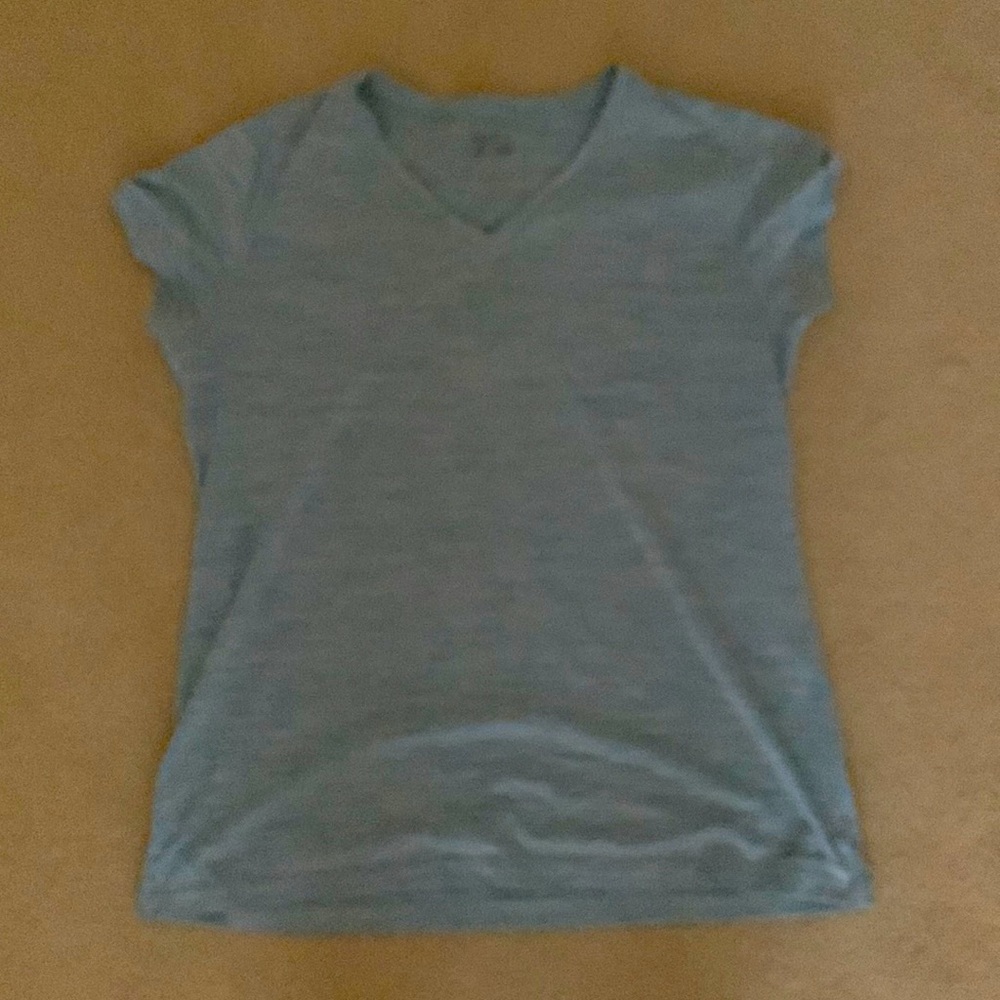 Women’s Eddie Bauer work out tshirt blue XL